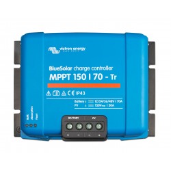 régulateur de charge solaire - Victron Energy BlueSolar MPPT 150/70-Tr de face sur fond blanc
